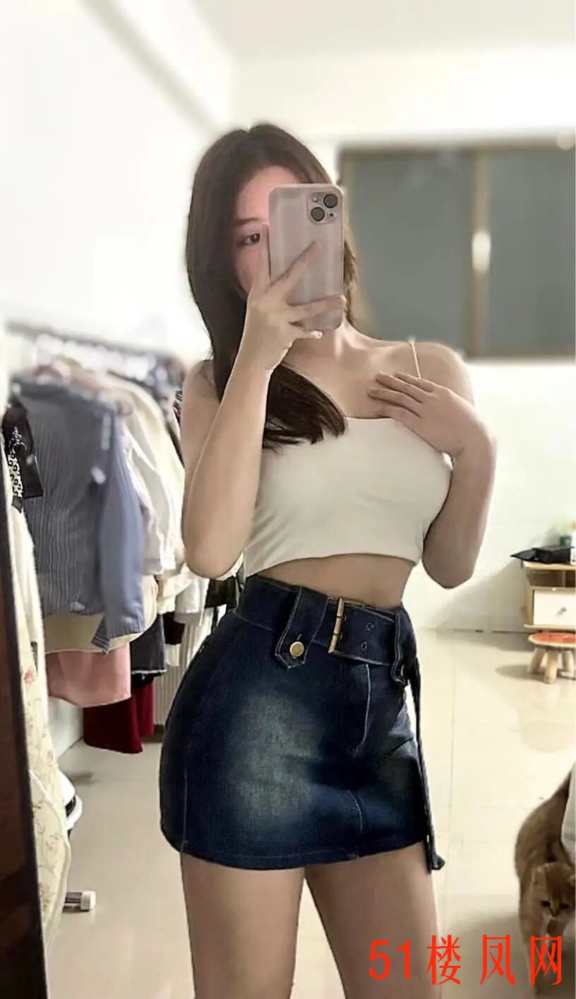 A6EE2A75427EFF352E25CE58B1E63F81.jpg