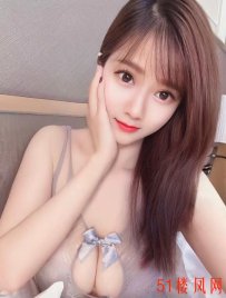 上海市-浦东新区性感的巨乳尤物