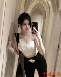 闵行区兼职巨乳大屁股美女嗦屌超爽